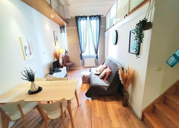 Apartmán New Bioves Citron Calme Clim Wifi Plage, Renove Menton