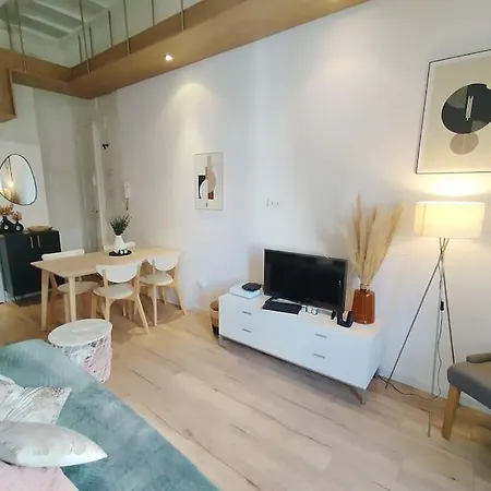 New Bioves Citron Calme Clim Wifi Plage, Renove Appartement Menton