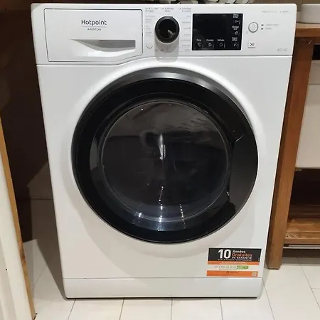 New Bioves Citron Calme Clim Wifi Plage, Renove מנטון