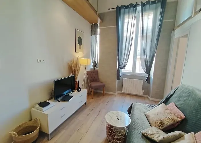 New Bioves Citron Calme Clim Wifi Plage, Renove * Μεντόν